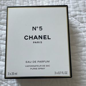 CHANEL No 5 purse spray